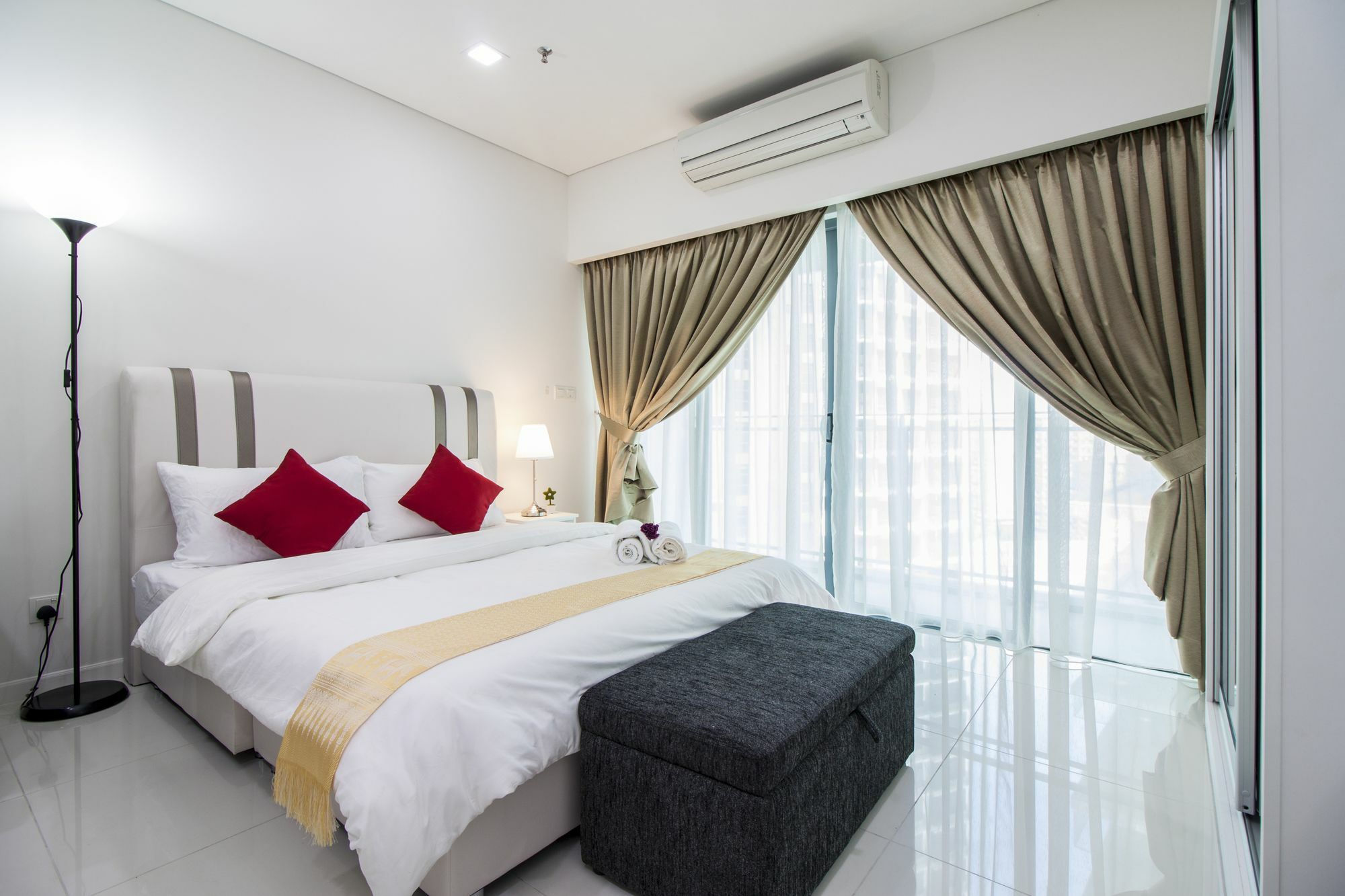 Summer Suites By Plush Kuala Lumpur Dış mekan fotoğraf